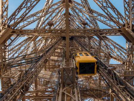 Eiffel Tower elevator